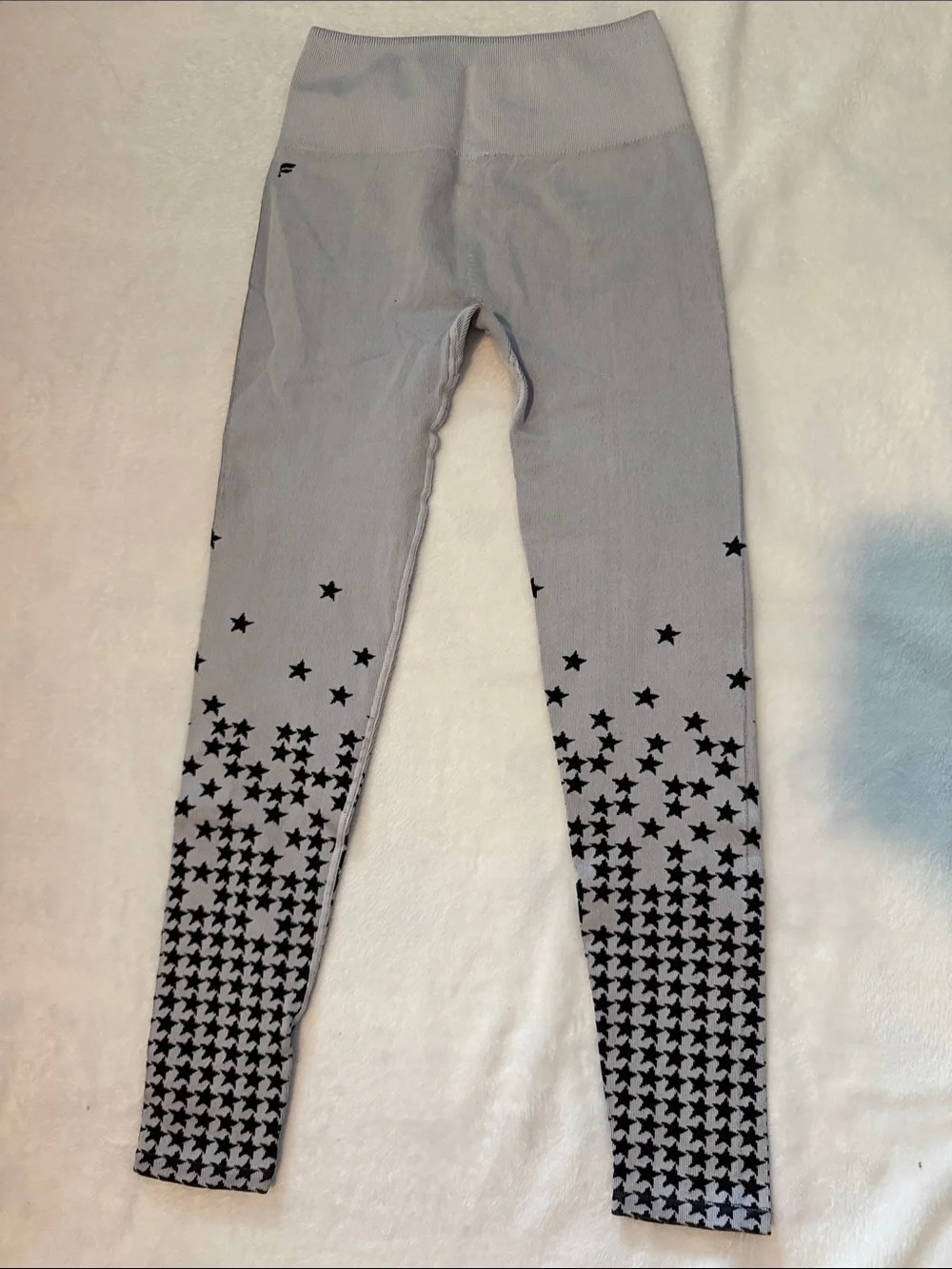 Fabletics Light Gray Star Gradient Leggings small